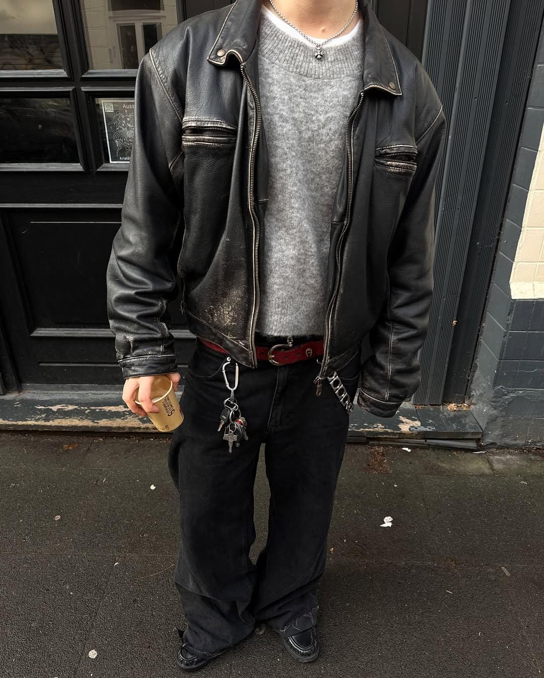 Men's Handmade Distressed Cowhide Leather Jacket: Retro Black Zip-Up Christmas Gift Idea